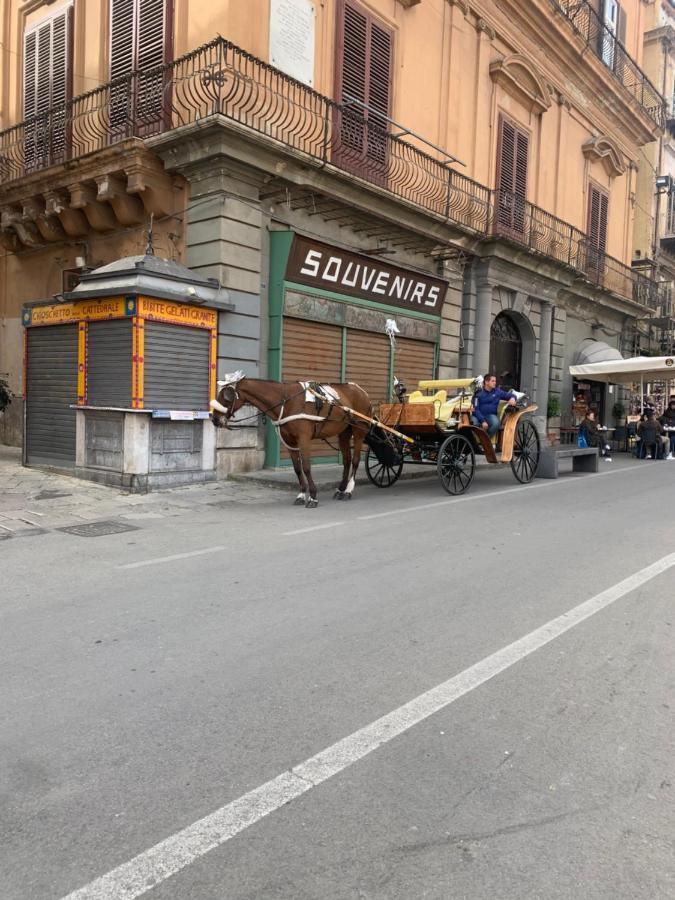 Suite Alla Cattedrale Palermo Luaran gambar