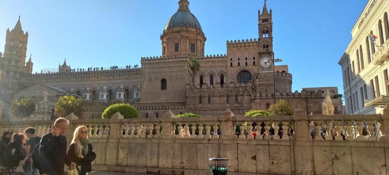 Suite Alla Cattedrale Palermo Luaran gambar